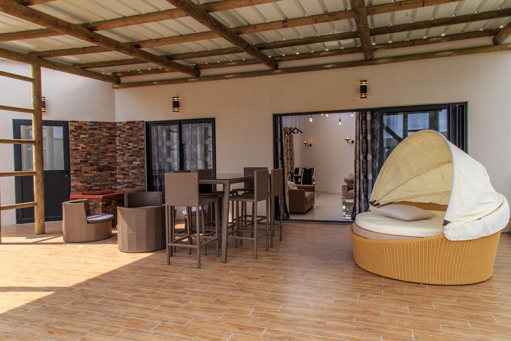 Ocean View Apartment Flic en Flac Bagian luar foto