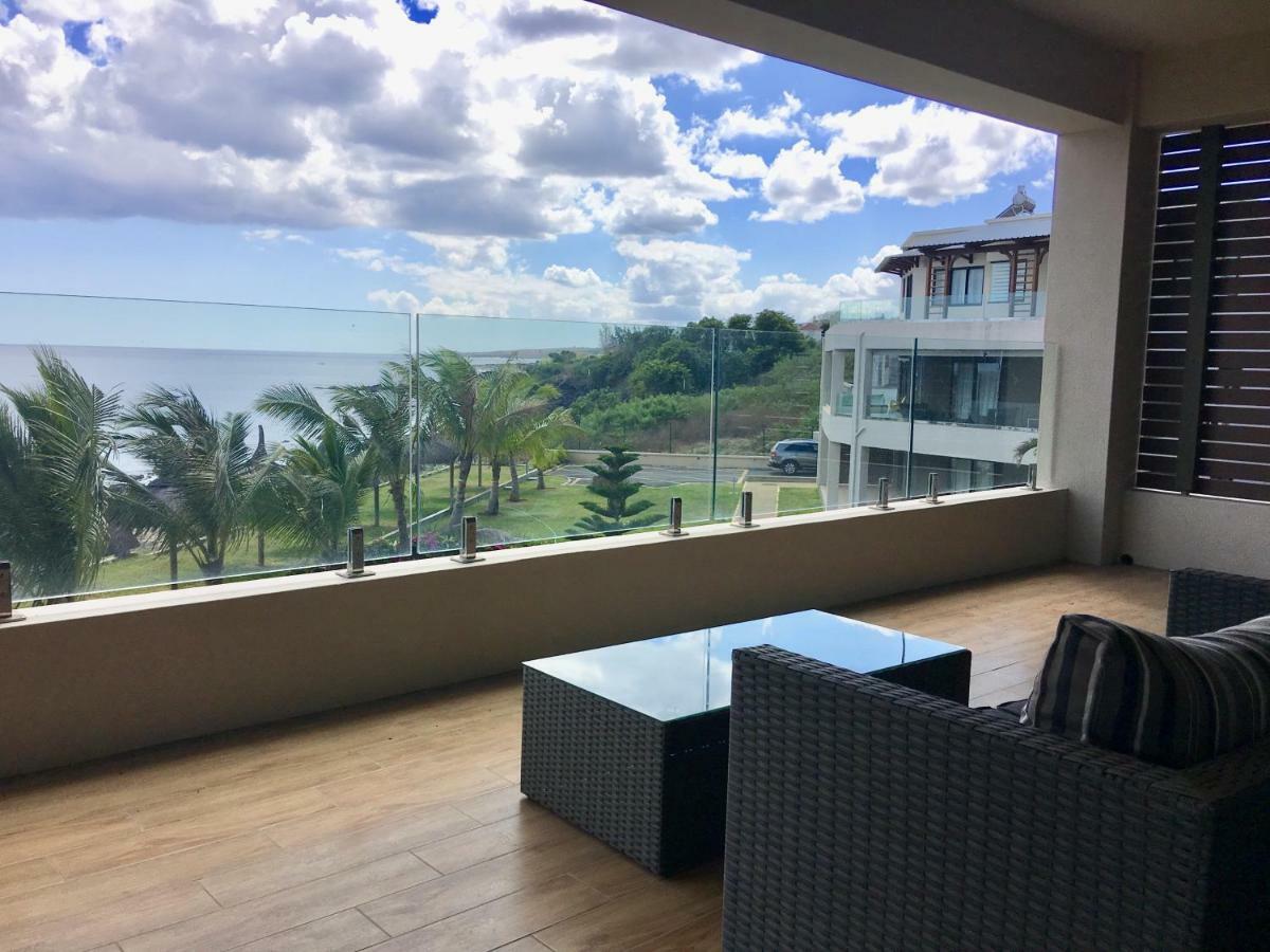 Ocean View Apartment Flic en Flac Bagian luar foto